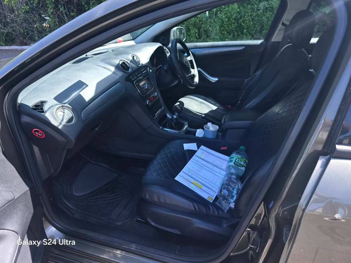 Ford Mondeo 2011 - Image 4
