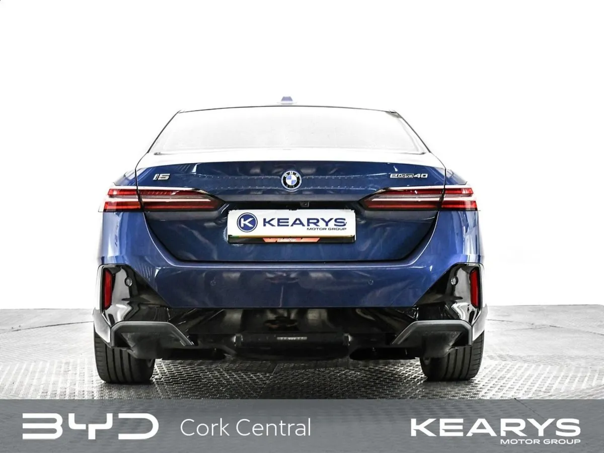 BMW i5 Edrive M Sport 40 340 Electric 83.9 kWh Au - Image 3