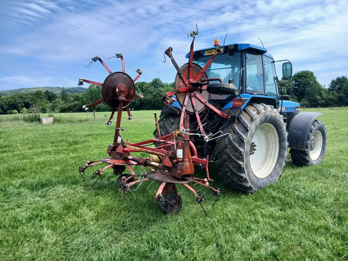 Lely lotus 600 Tedder - Image 4