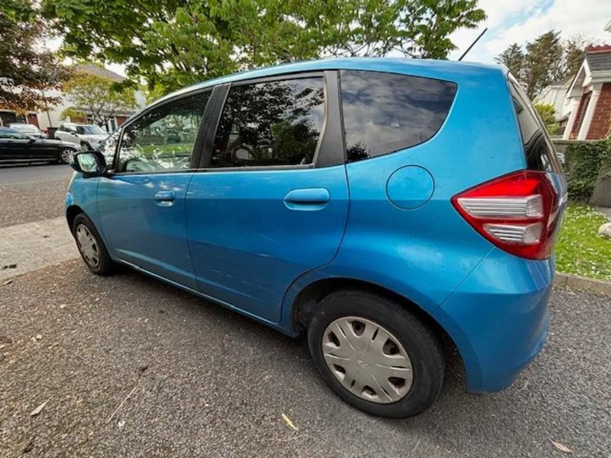 Honda Fit 2009 (new NCT 08/26) - Image 3