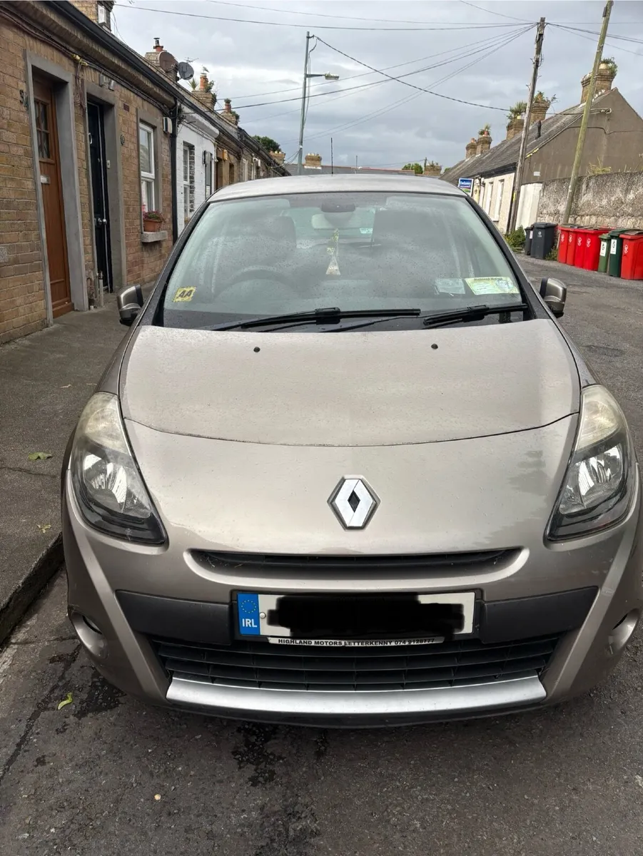 Renault Clio 2010 - Image 2