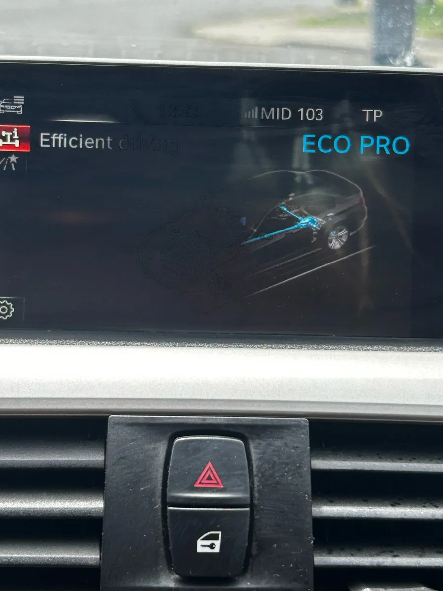 Car - Image 4