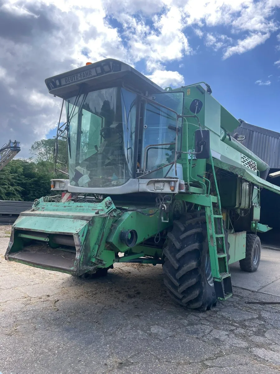 Combines - Combines - Combines - Image 2