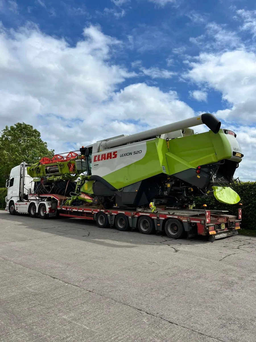 Combines - Combines - Combines - Image 1