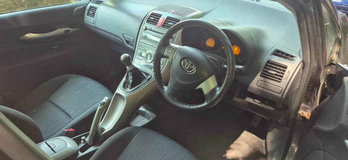 Toyota auris d4d - Image 4