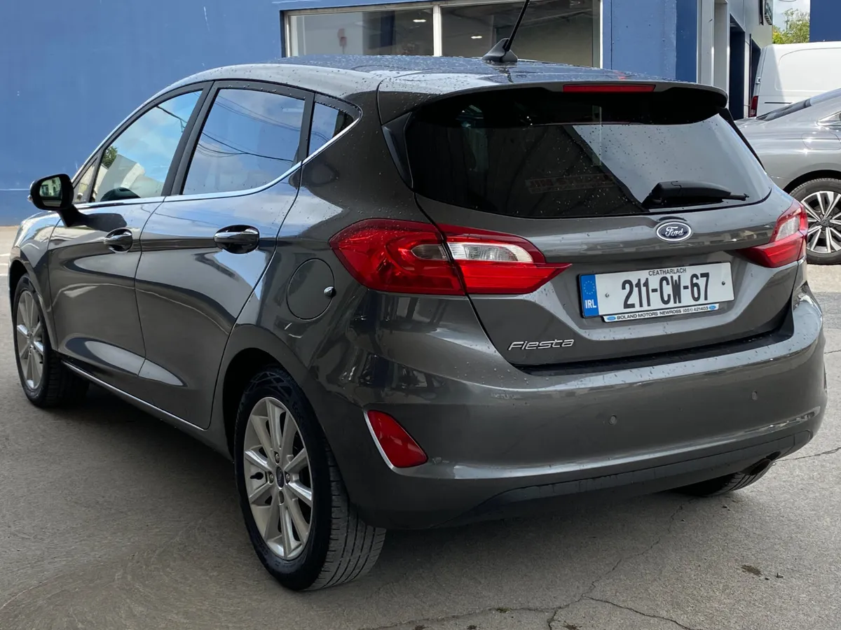 Ford Fiesta Titanium 5D 1.0T 95PS - Image 3