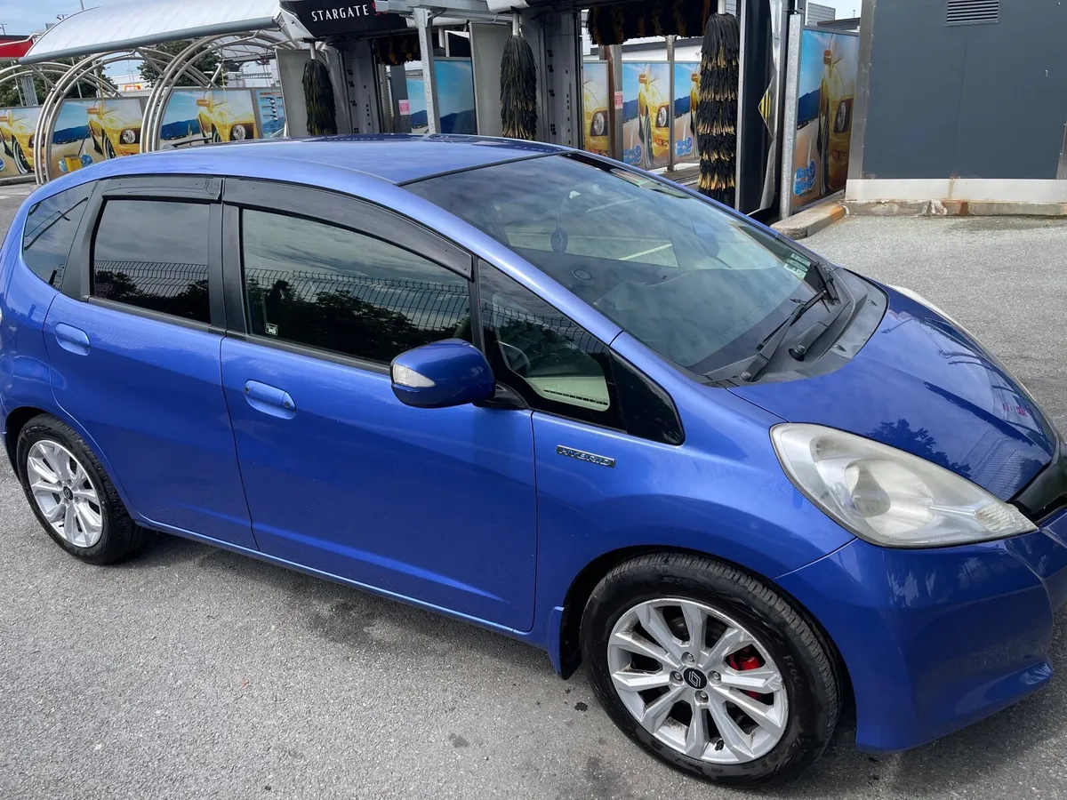 Honda Fit 2013 - Image 3