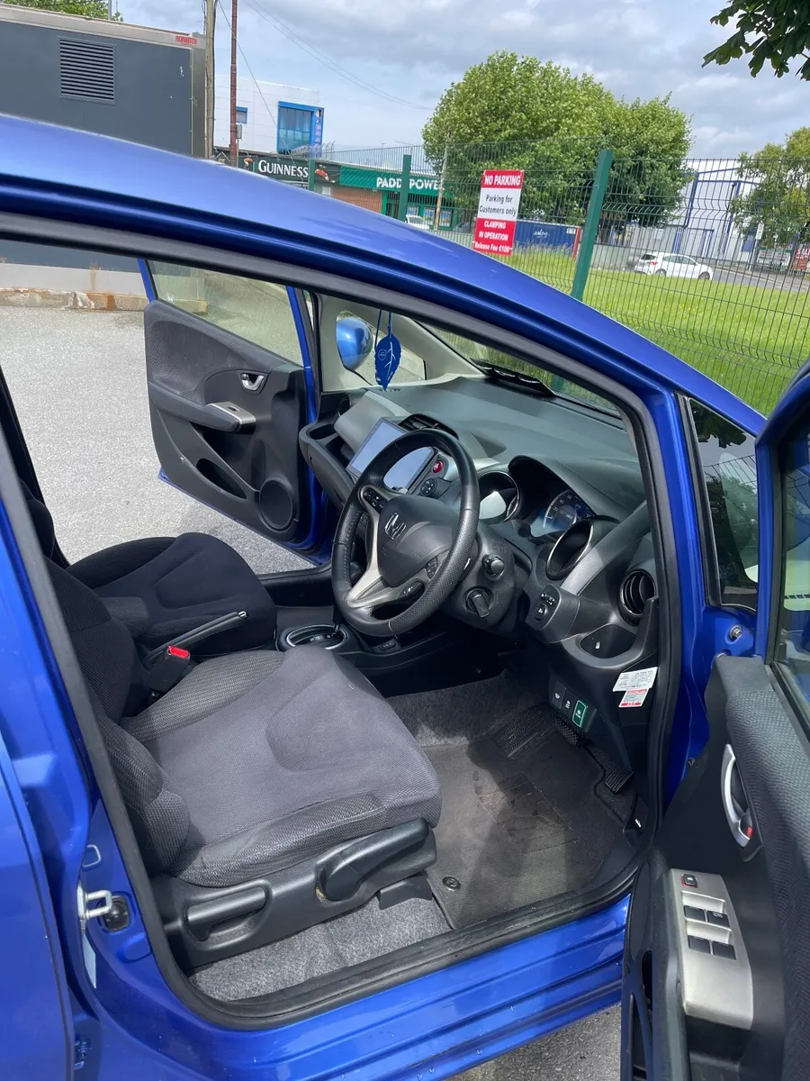 Honda Fit 2013 - Image 4