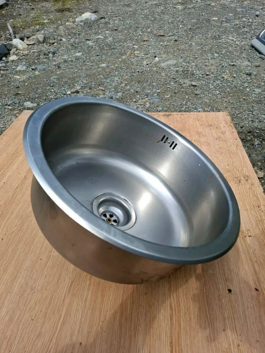 Stainless steel sink bowl - Image 1