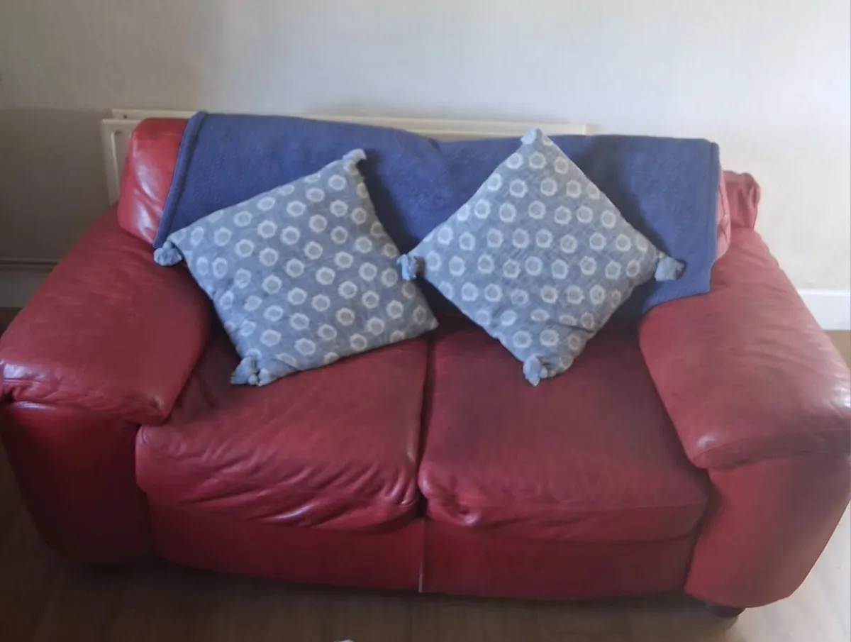 Sofa - Image 3