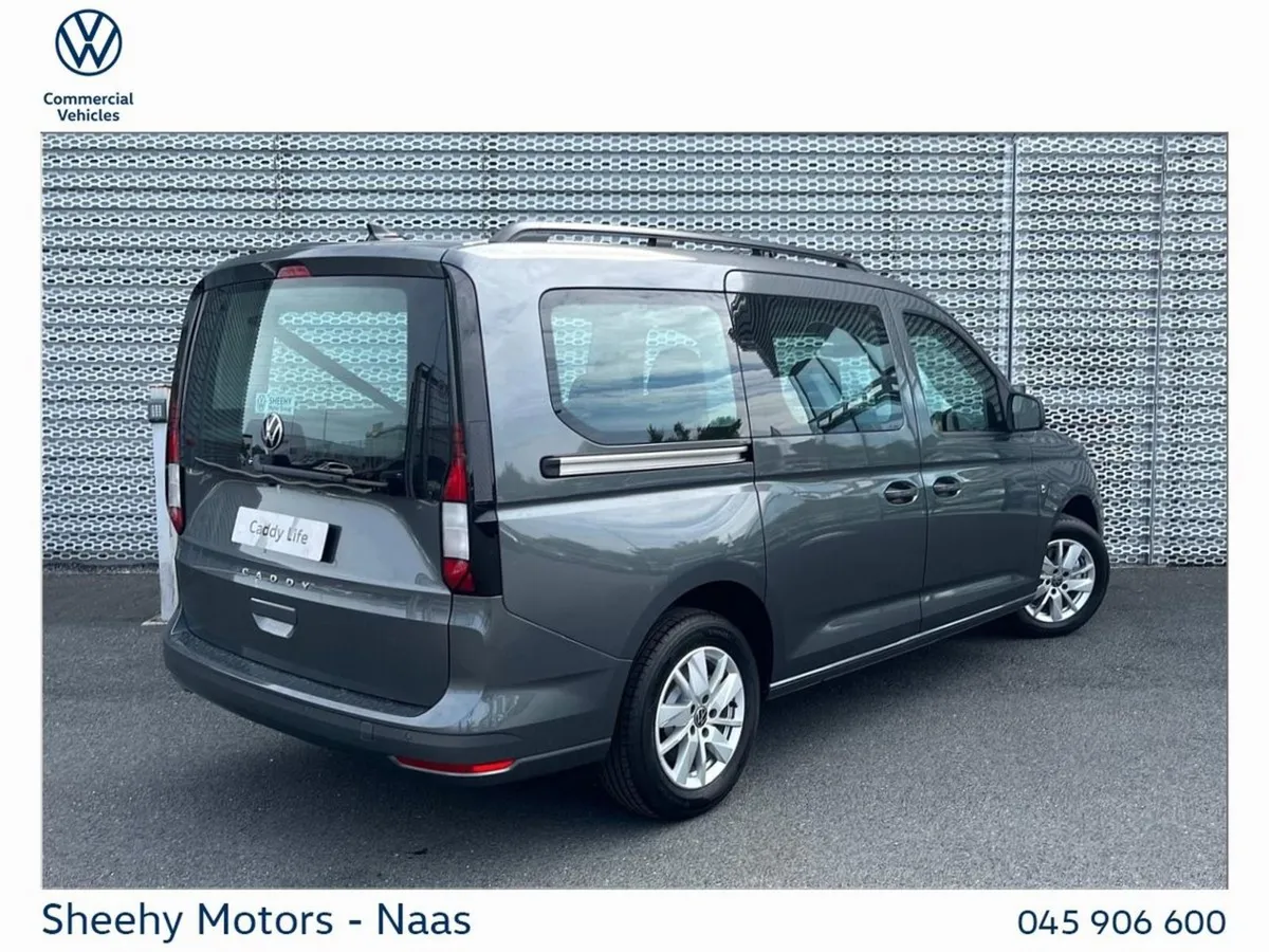 Volkswagen Caddy Maxi Life 7 Seat 122HP DSG Autom - Image 3