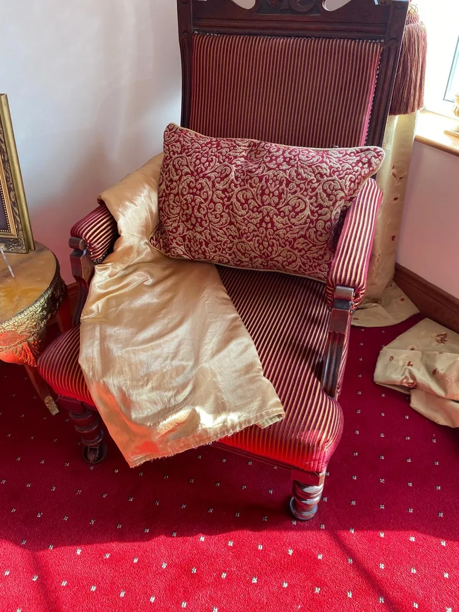 Victorian antique armchairs - Image 2