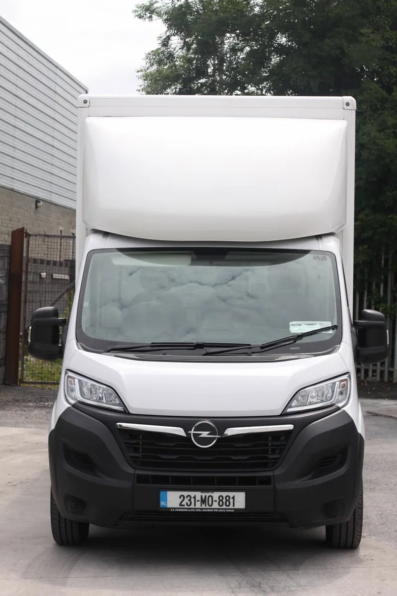Opel Movano Luton Box Van - Image 3
