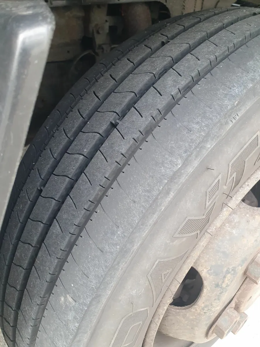 Isuzu Other 2003 - Image 1