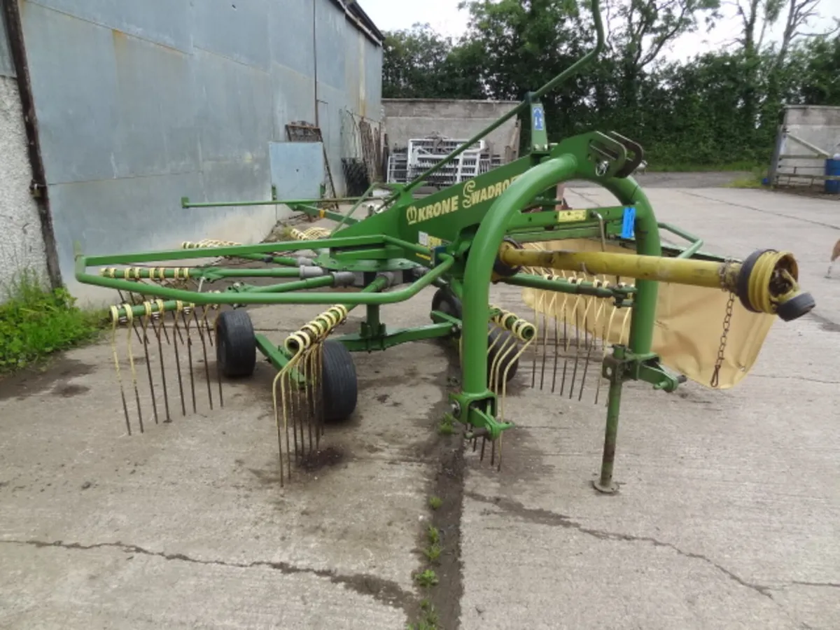 Krone Swadro 38 Single Rotor Rake - Image 3