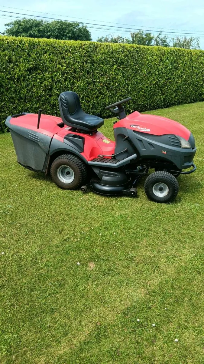 Castlegarden Briggs engine - Image 1