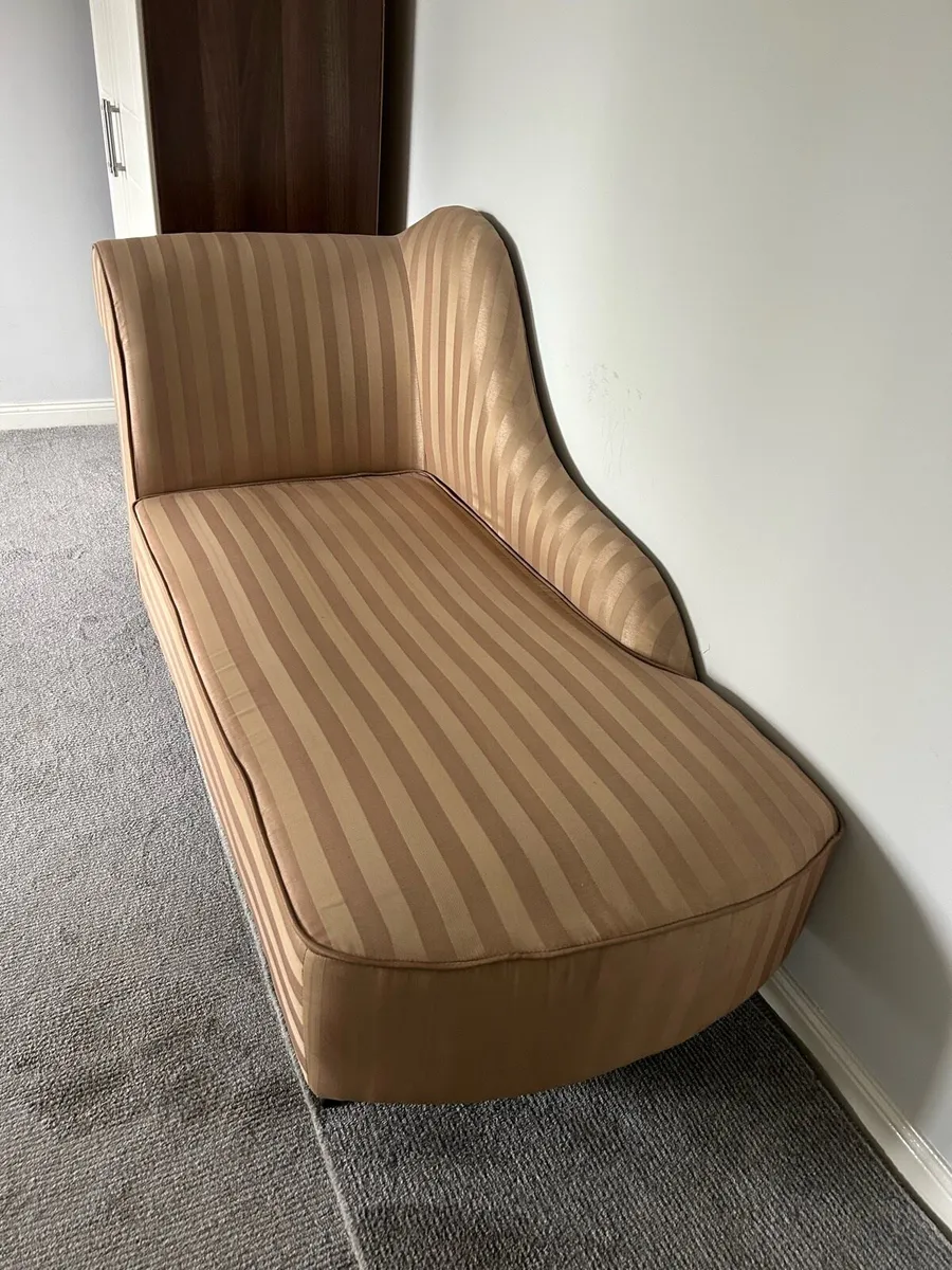 Chaise Longue - Image 2