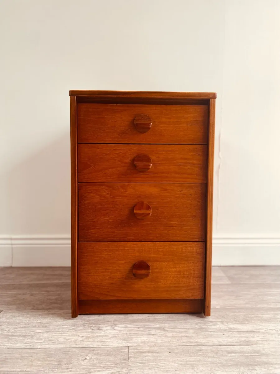 Mid Century Chest of Drawers - Image 1