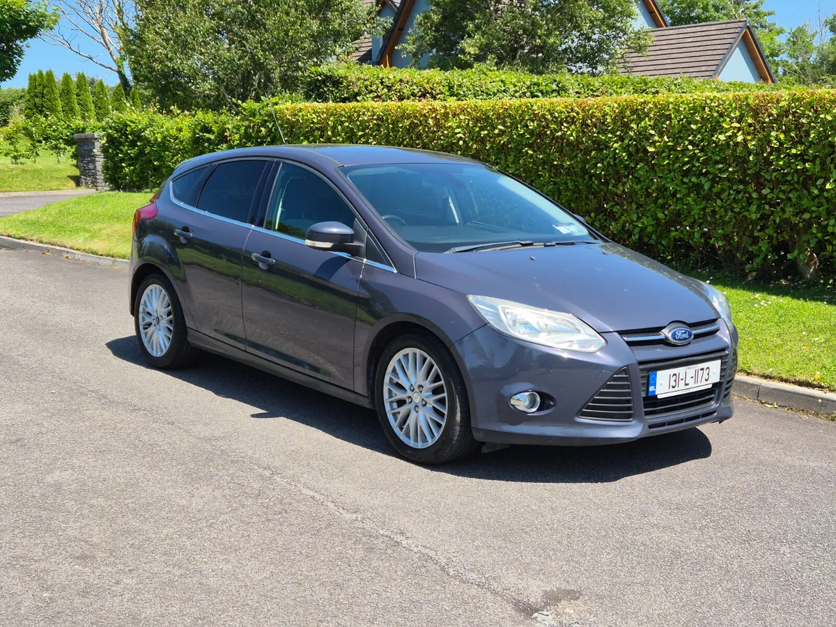 Ford Focus 1.0  EcoBoost 100ps Zetec - Image 3