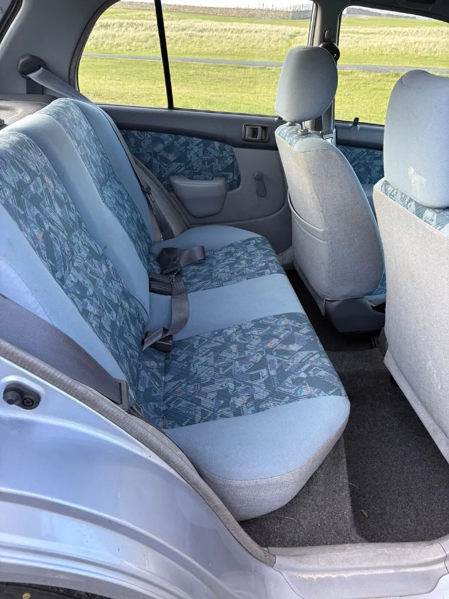 Toyota Starlet 1998 - Image 3