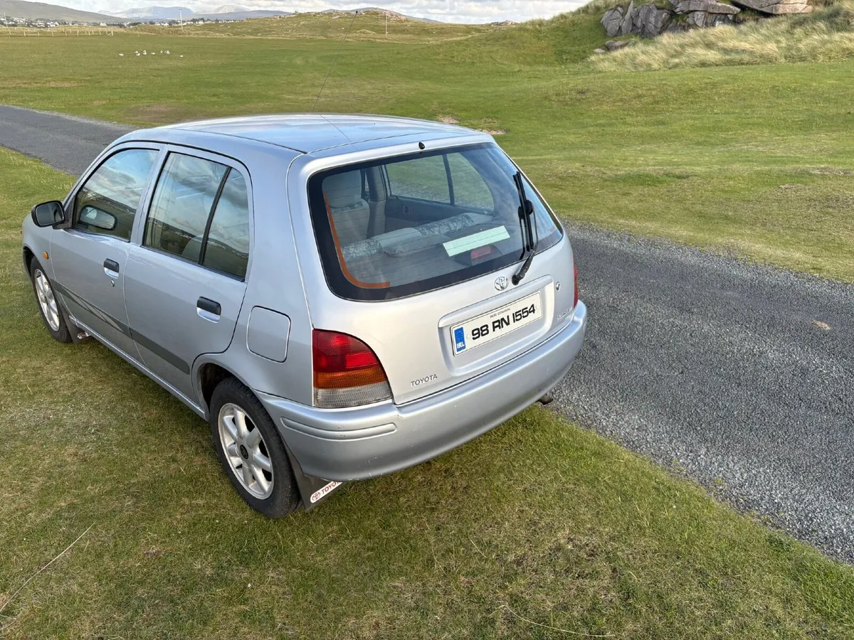 Toyota Starlet 1998 - Image 4