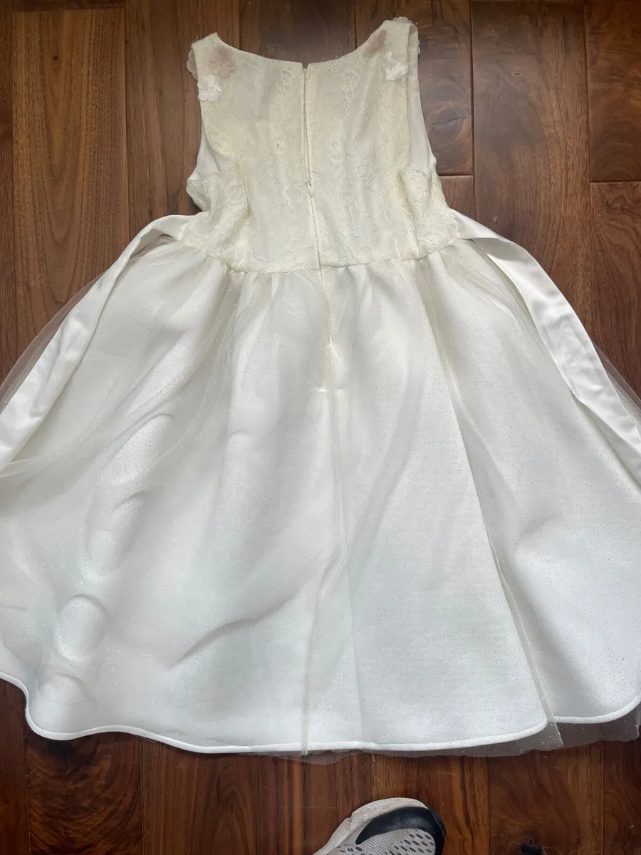 Girls dress - Image 2