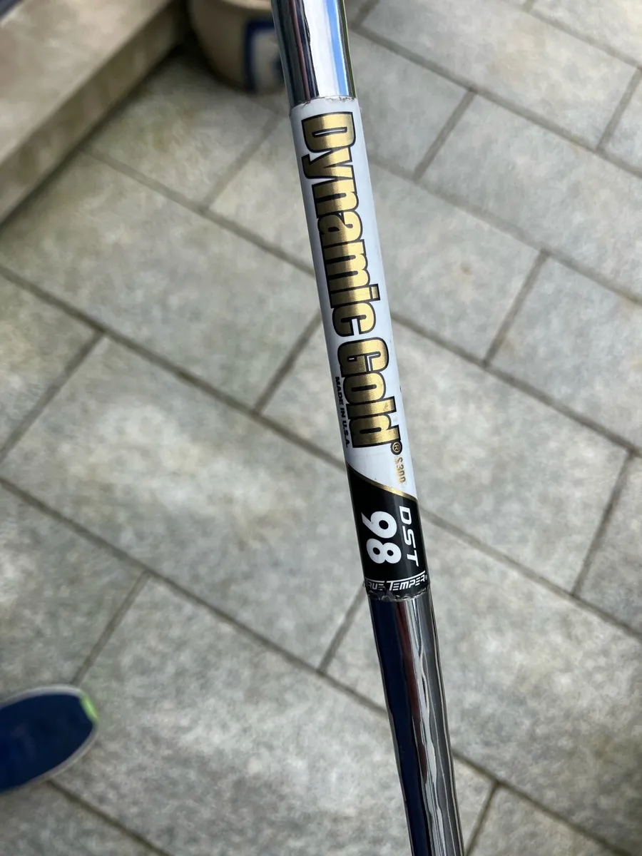 Cleveland Rtx 4 rusted 58 degree wedge 9 bounce - Image 3
