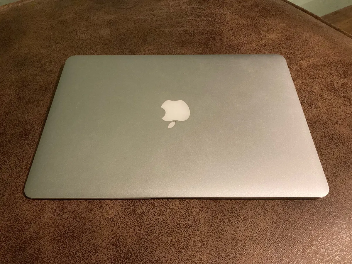 MacBook Air - Image 1