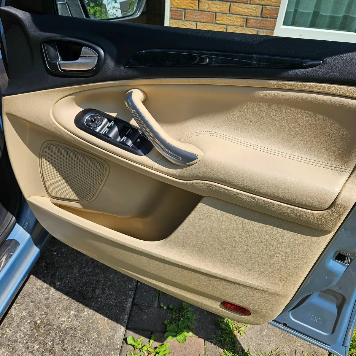 Ford Galaxy Titanium X 2010 - Image 4