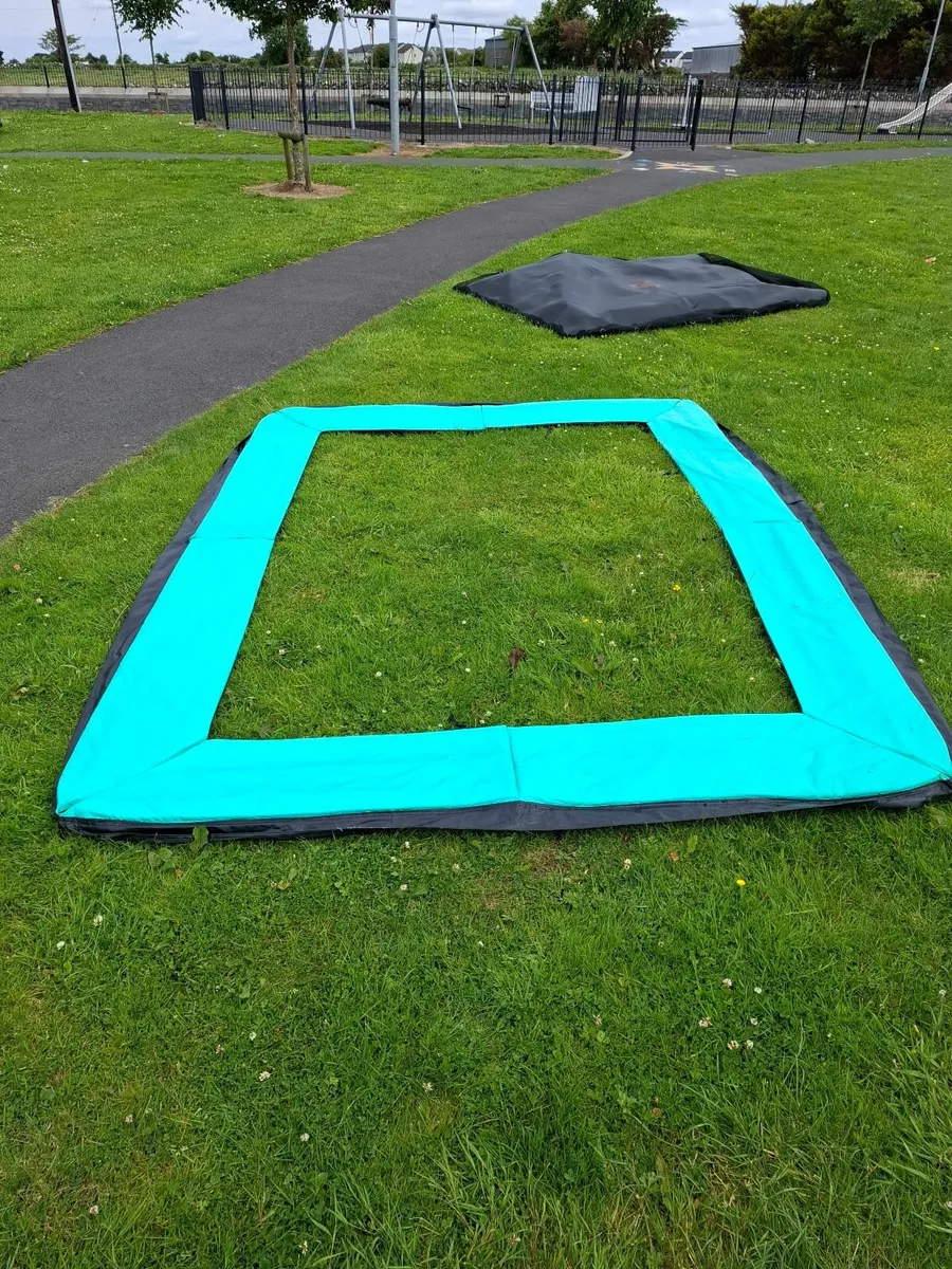 Trampoline - Image 2