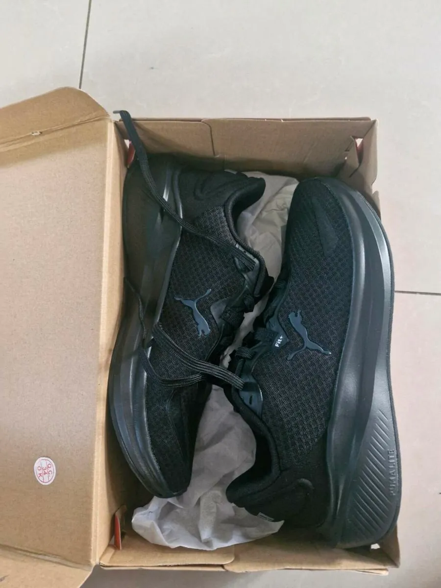 Trainers - Image 1