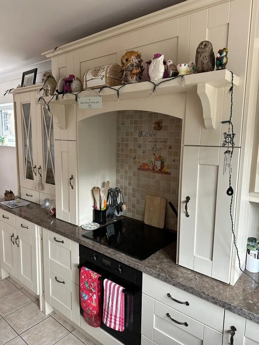 Solid Oak Painted with over mantle - Image 1