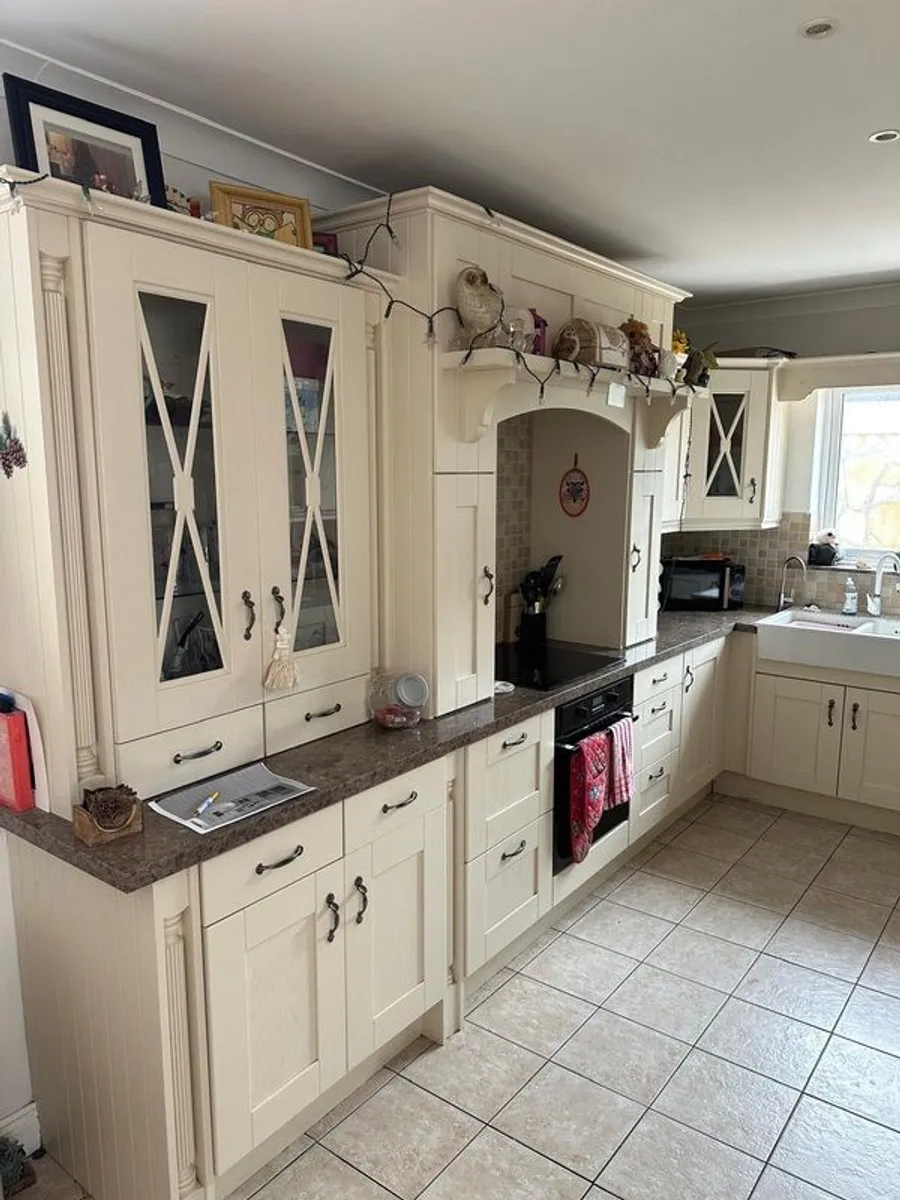 Solid Oak Painted with over mantle - Image 4