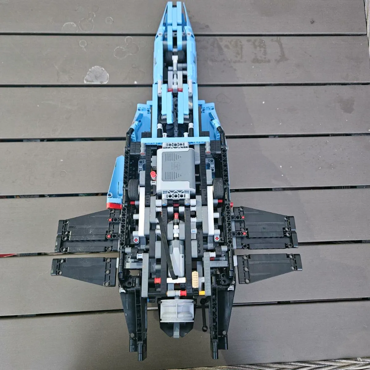 Lego Technic Model no. 42066 - Image 4