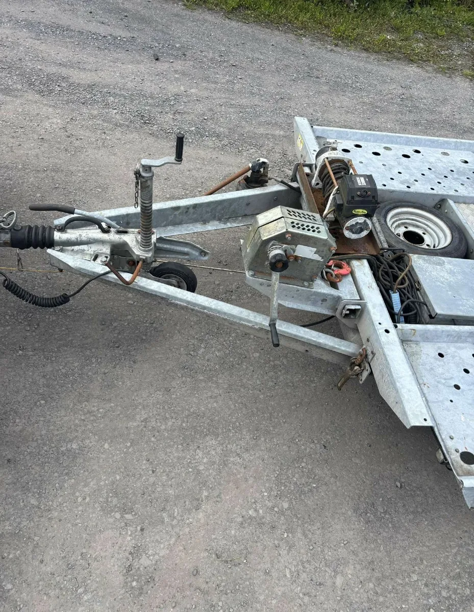 Car transporter - Image 2
