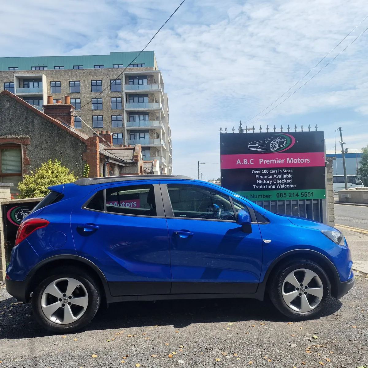 Opel Mokka 2018 Only 1 Owner - Image 2