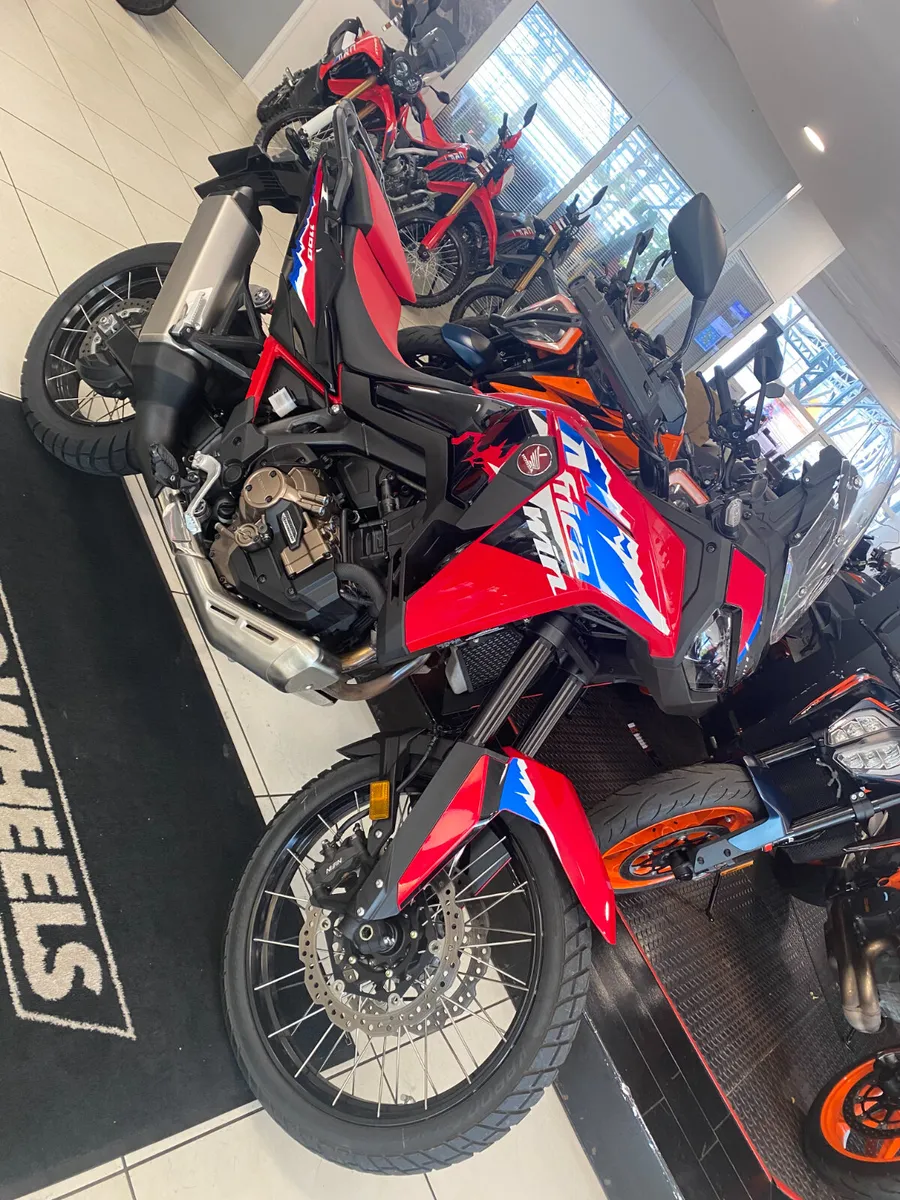Honda Africa Twin D3 DCT Ex Demo - Image 2