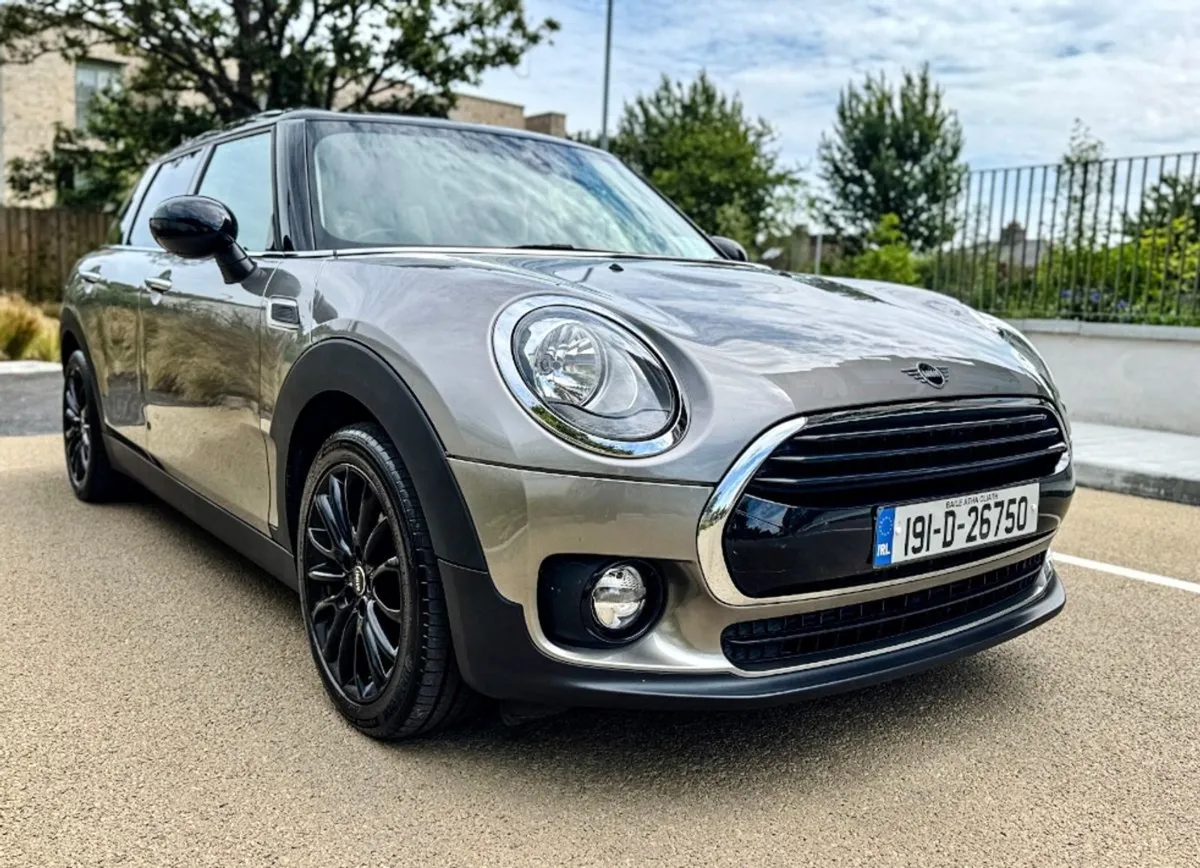 MINI CLUBMAN Cooper Classic - Image 1