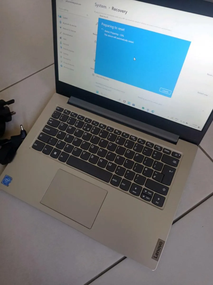 Lenovo notebook like new 75 euro - Image 4