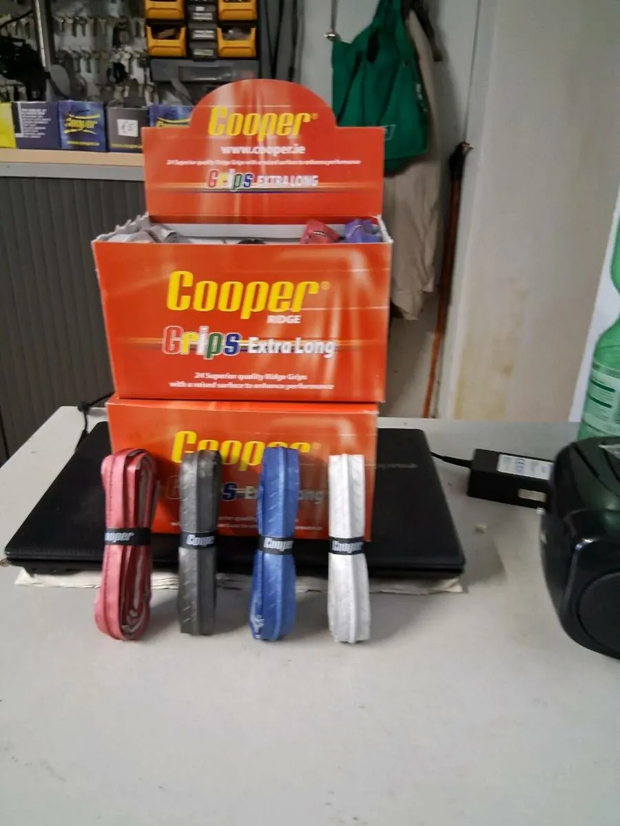 Hurley grips - Image 1