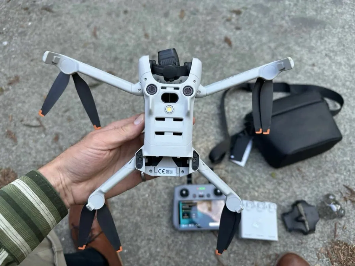 DJI Mini 4 Pro Fly More Combo Plus - Image 4