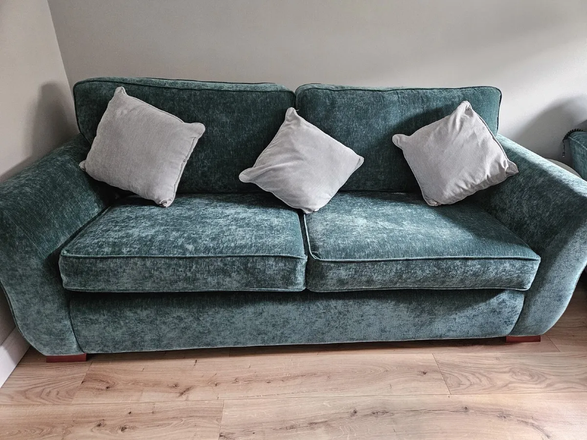 Couch and Matching Armchair in Great Condition - Image 3