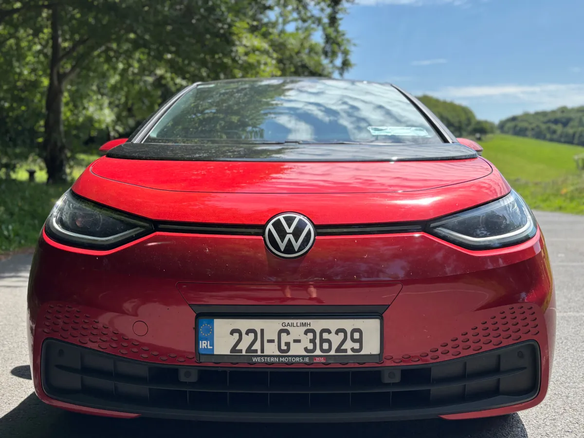 2022 Volkswagen ID.3 Pro - Image 4