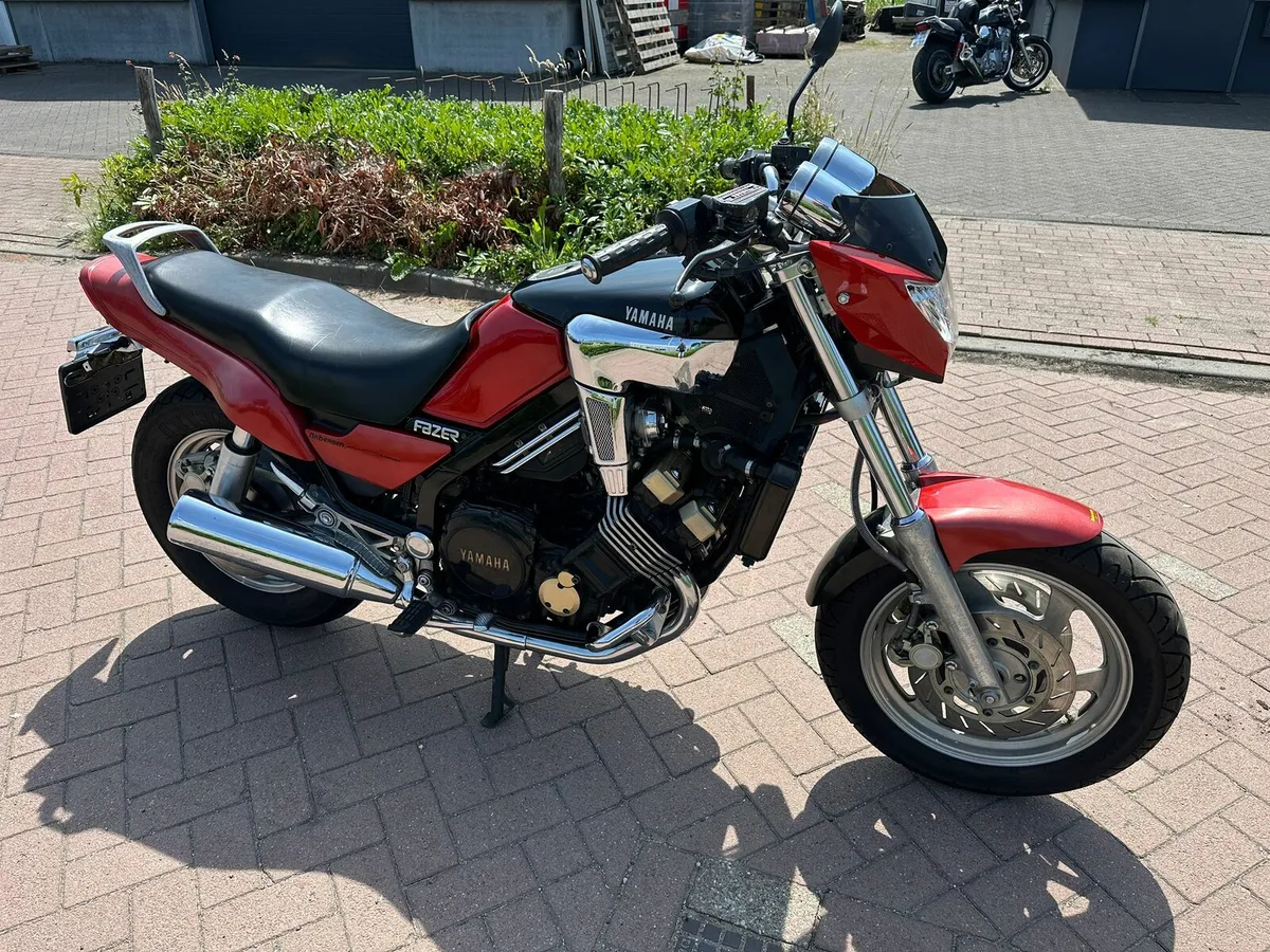 YAMAHA FZX FAZER 700 - Image 4