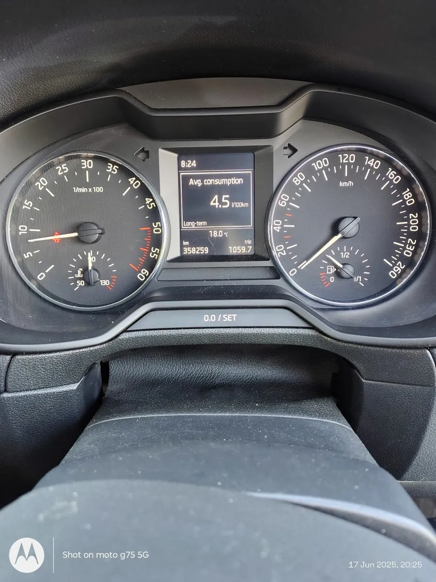Skoda Octavia 2014 - Image 4