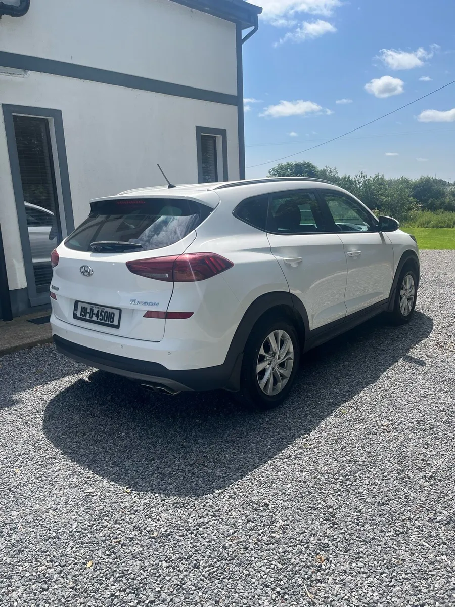 Hyundai Tuscon - Image 1