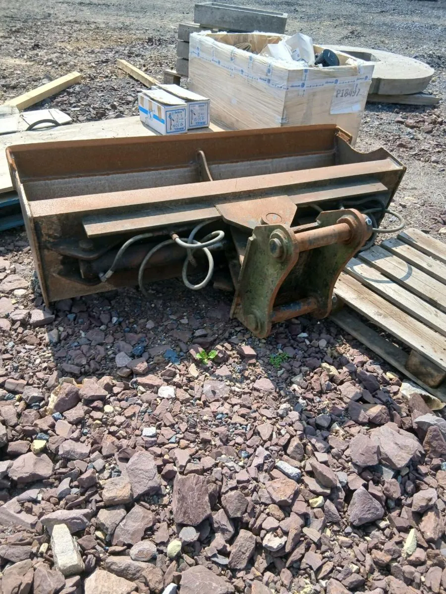 Tilting bucket - Image 3