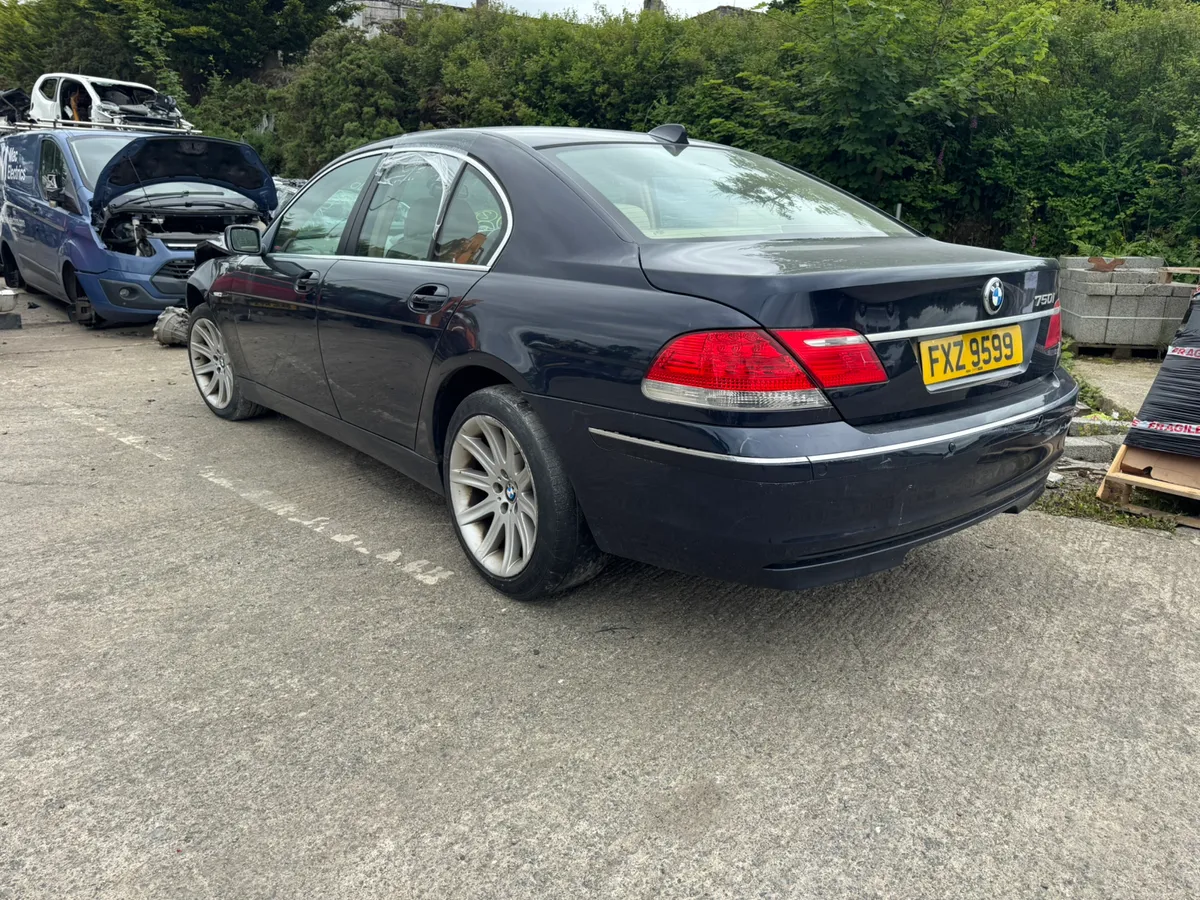 Breaking bmw 750i auto 6.0l petrol - Image 3