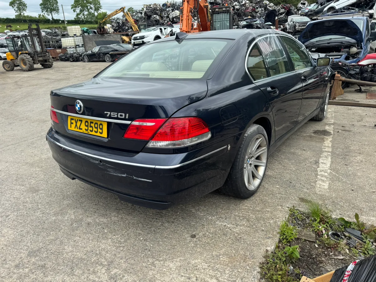 Breaking bmw 750i auto 6.0l petrol - Image 4