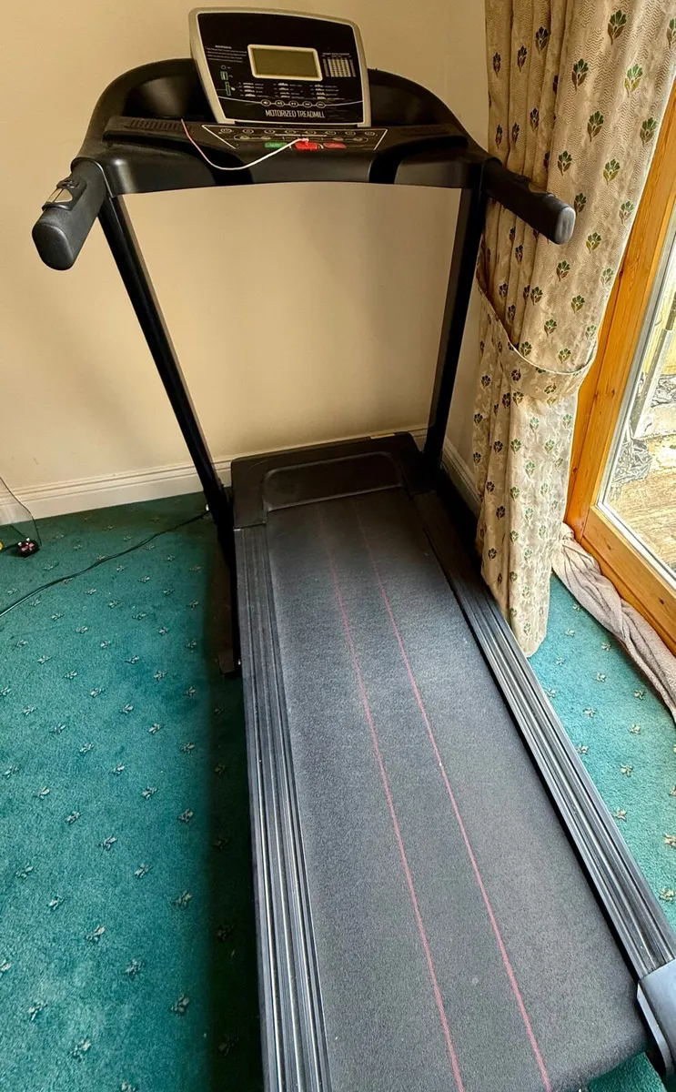 Motorised Treadmill - Image 1